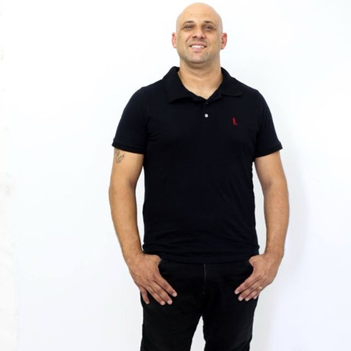 André